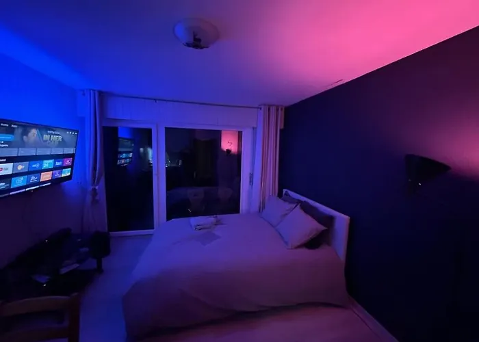 Cozy Near Gondola *